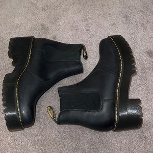 Dr martins rometty WYOMING LEATHER PLATFORM CHELSEA BOOTS